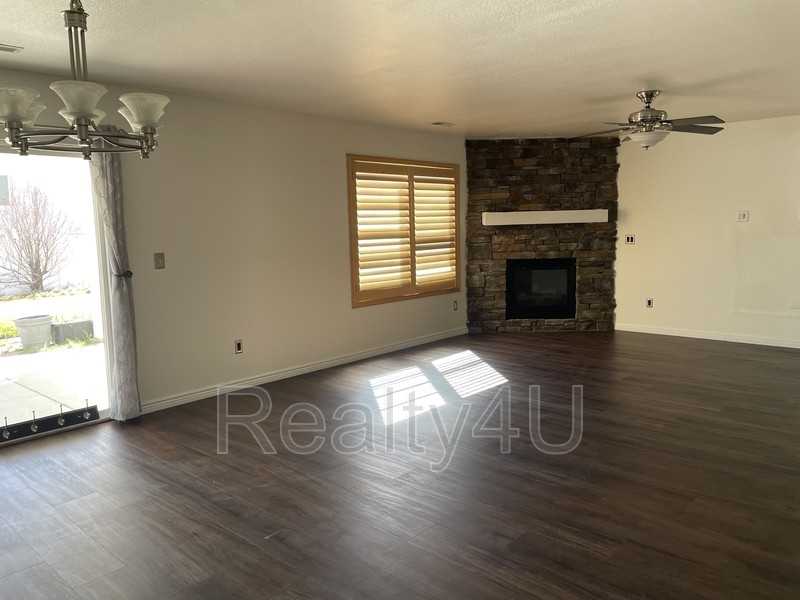 2867 W Willow Patch Rd - Photo 3 of 16