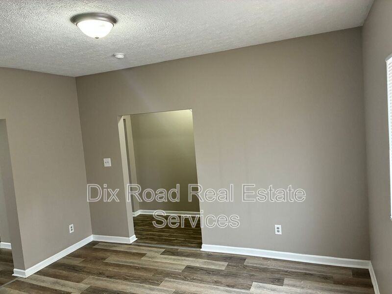 715 Lorain Ave - Photo 4 of 25