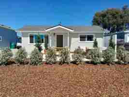 featured image of 1339 Newport Ave