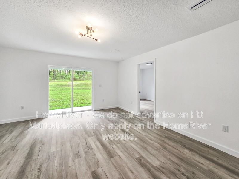 6851 Se 23rd Ave - Photo 6 of 24