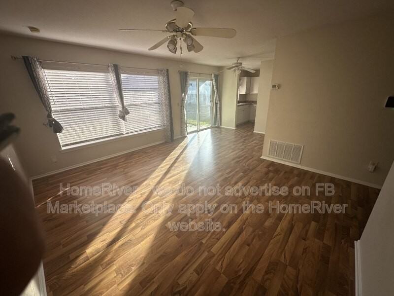 4516 Rundle Rd - Photo 3 of 9