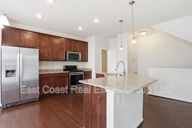 5891 Bella Marie Way - Photo 6 of 32