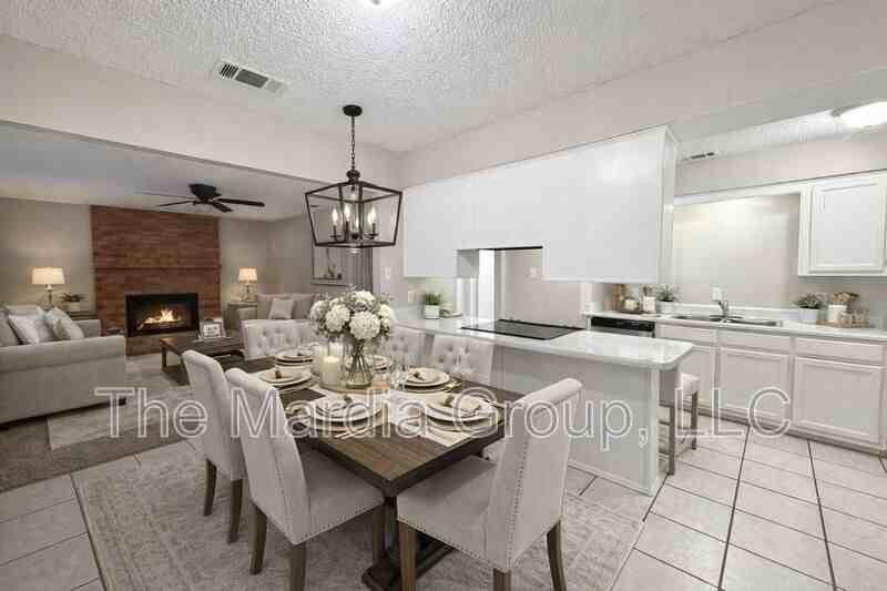3813 William St - Photo 2 of 10