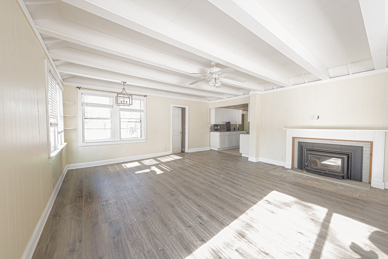 7 West St - Photo 4 of 26