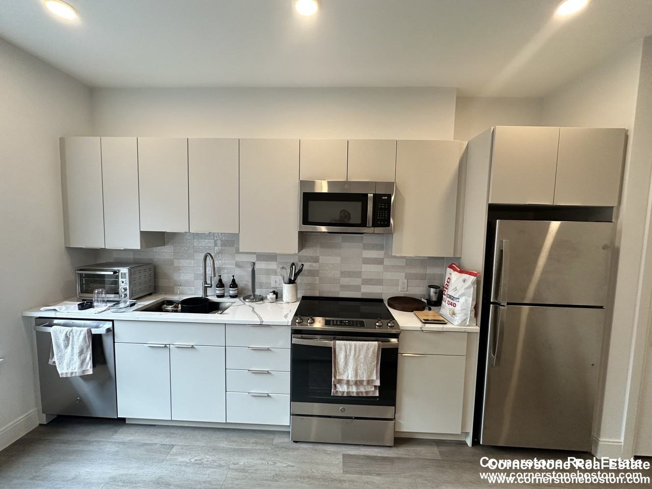 Dorchester Ave #303 - Photo 3 of 7