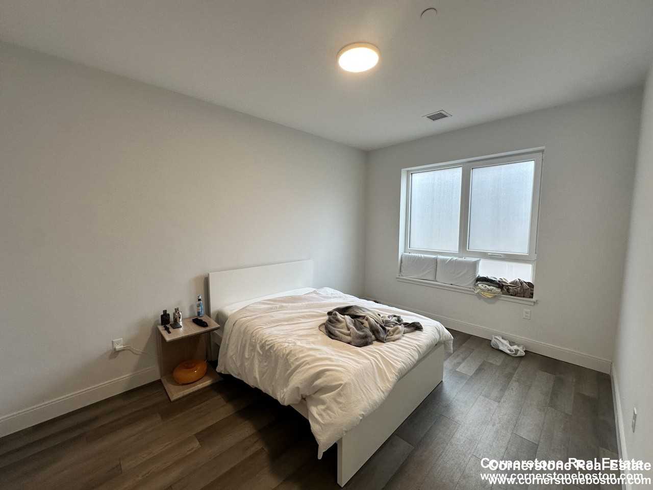 Dorchester Ave #303 - Photo 5 of 7