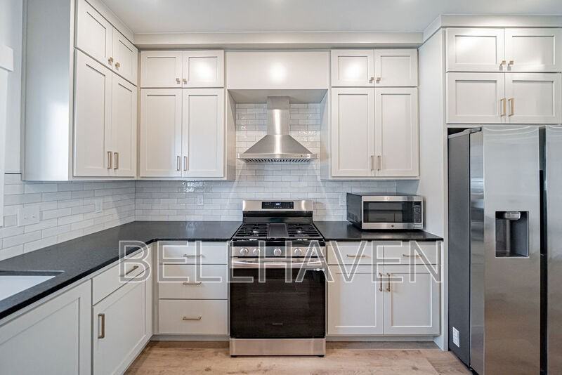 1471 Elmore Ave - Photo 3 of 17