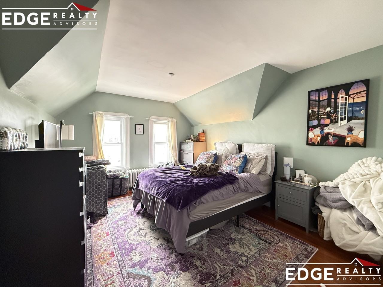 90 Hobart St - Photo 6 of 10