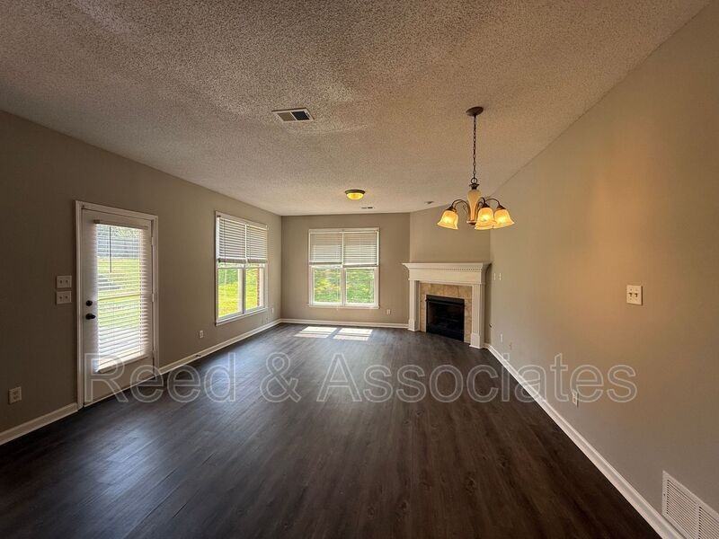 10515 Pisgah Forest Ln - Photo 3 of 17