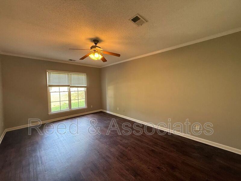 10515 Pisgah Forest Ln - Photo 7 of 17