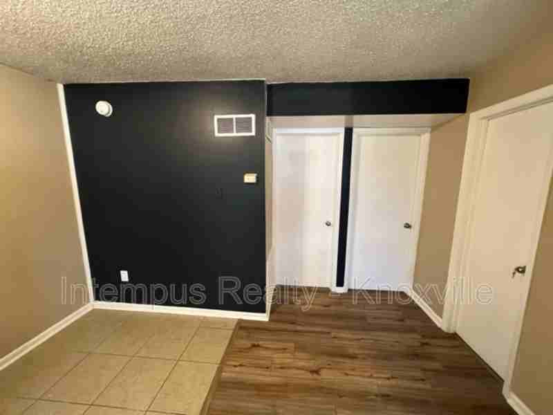 328 Dahlia Dr #10 - Photo 4 of 10