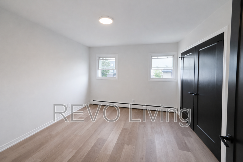 187 Church St #8 - Photo 5 of 11