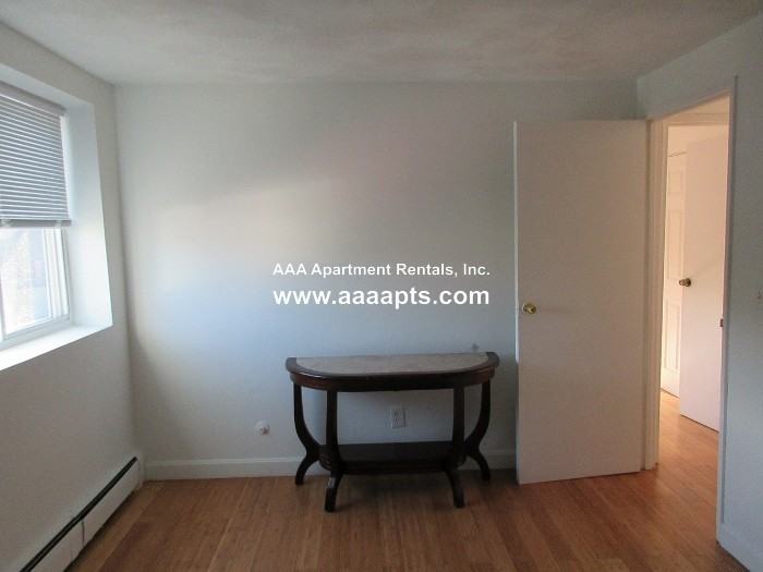 Park Ave #14 - Photo 7 of 8