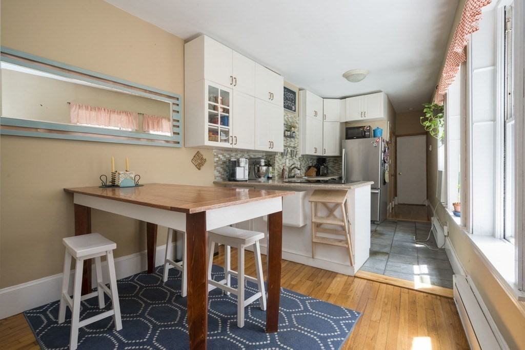 592 Columbus Ave #3 - Photo 5 of 10