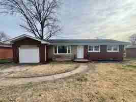 featured image of 209 Alpine Dr