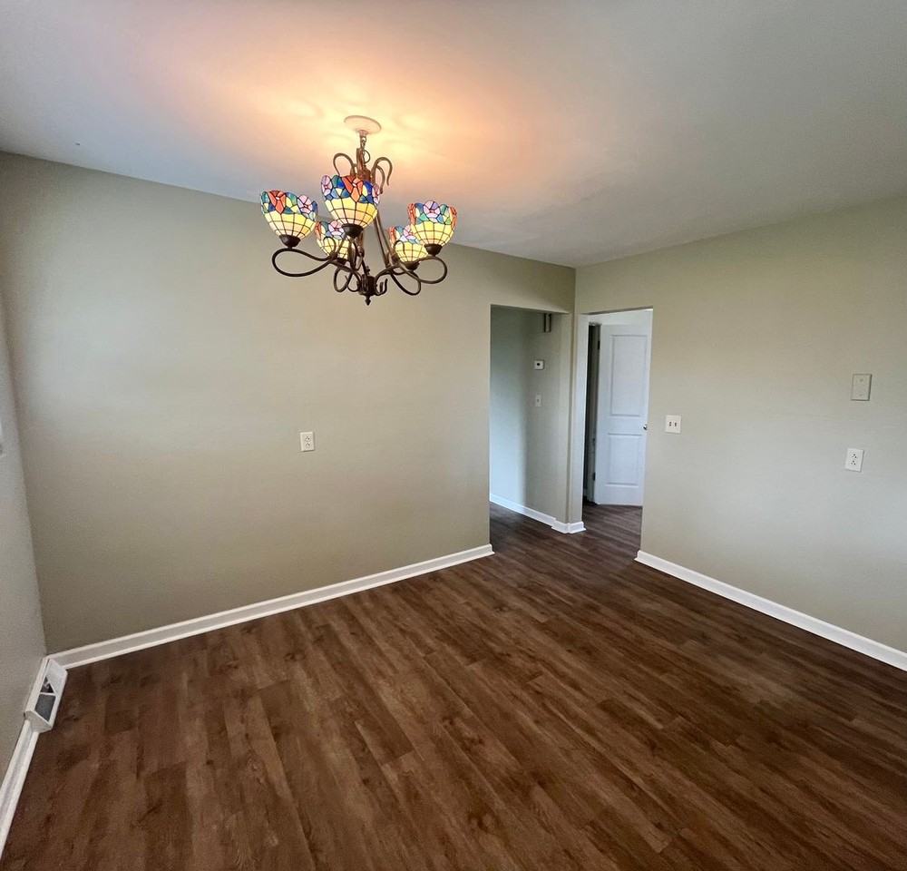 209 Alpine Dr - Photo 4 of 14