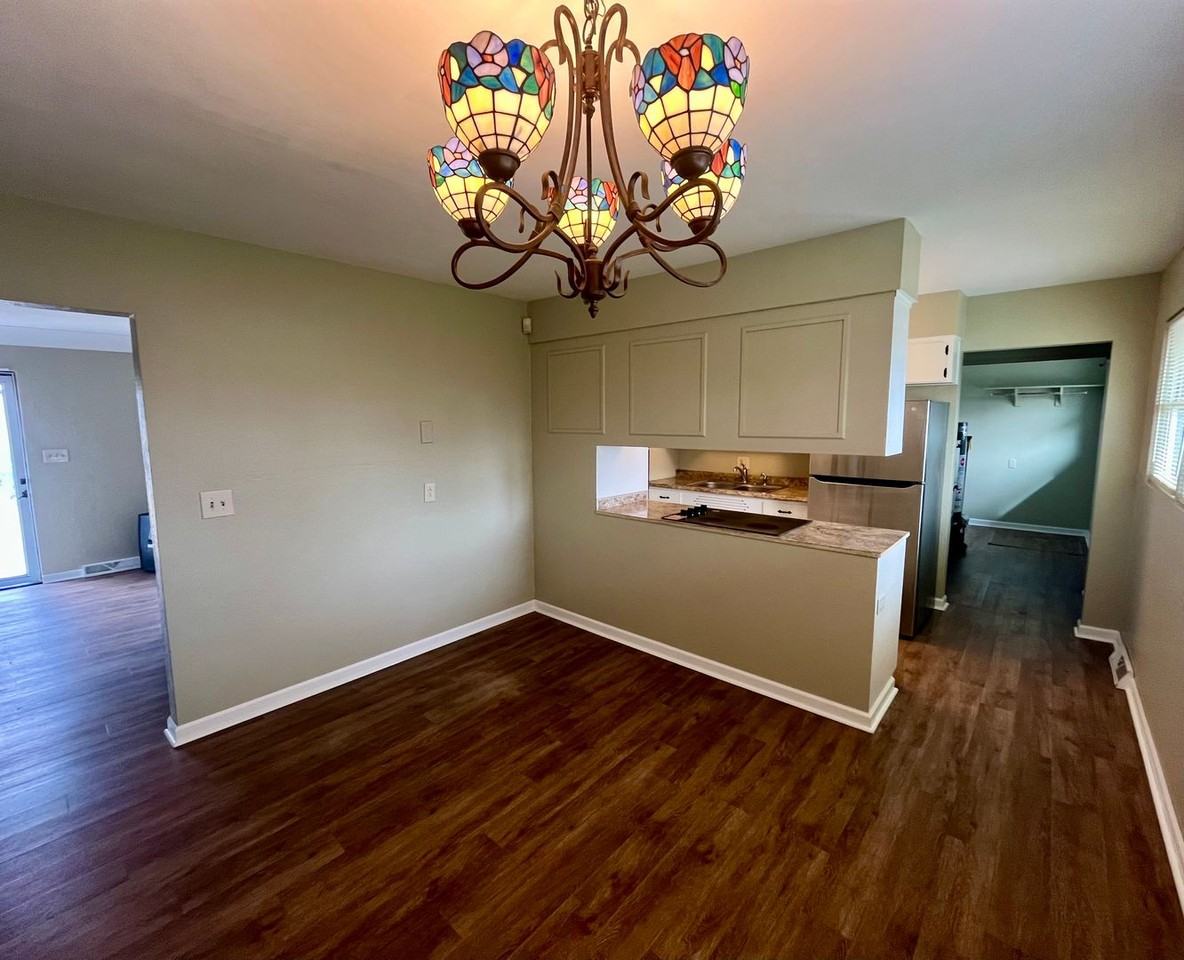 209 Alpine Dr - Photo 5 of 14