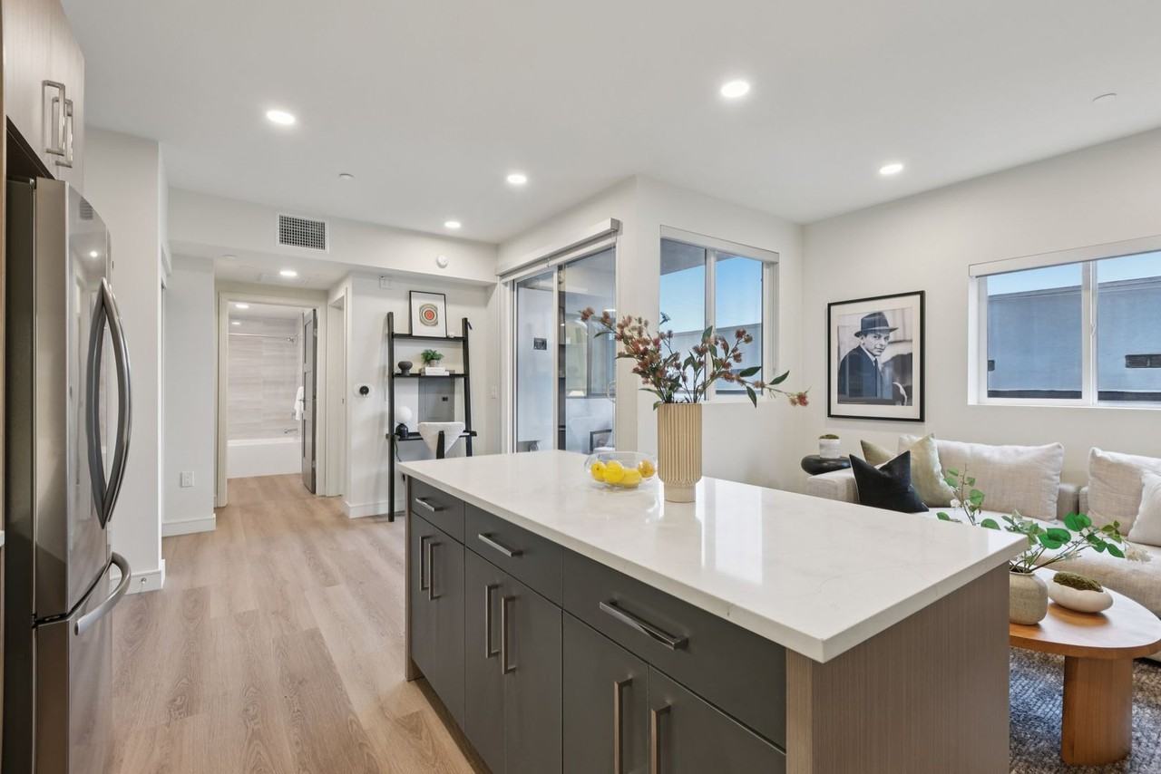 TALA Residences at Onix Hollywood - Photo 7 of 35