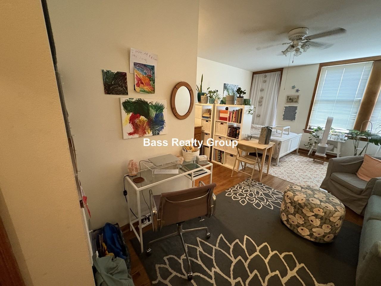 4806 N Kedzie Ave #106