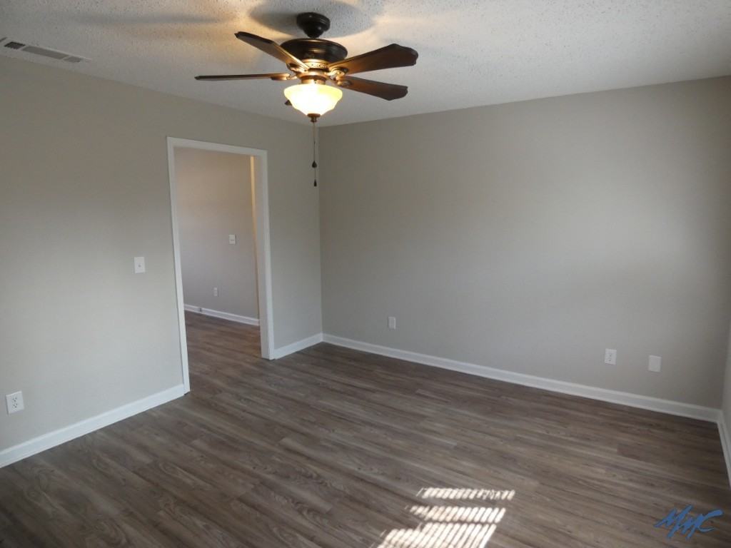 3634 Barfield Crescent Rd - Photo 2 of 13