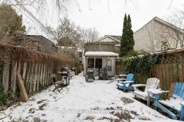 204 Berkeley St - Photo 6 of 12