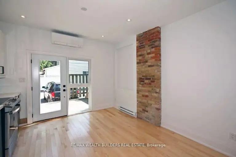167 Broadview Ave #3 - Photo 2 of 6