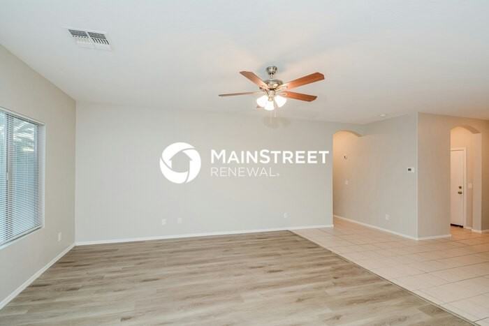 13289 N Primrose St - Photo 4 of 16