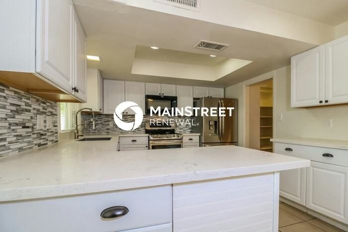 4402 W Cathy Cir - Photo 7 of 16