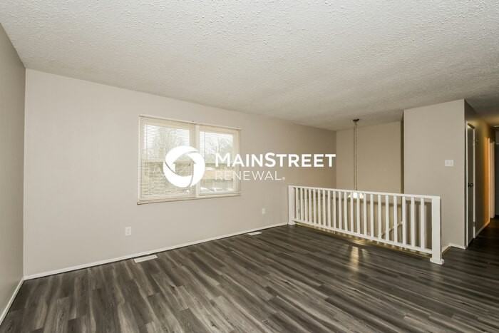 2316 Kingsford Dr - Photo 3 of 17