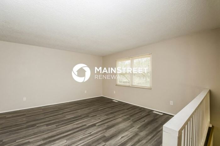 2316 Kingsford Dr - Photo 4 of 17