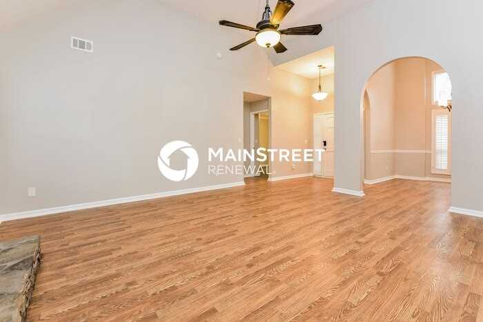 90 Magnolia Walk - Photo 3 of 17