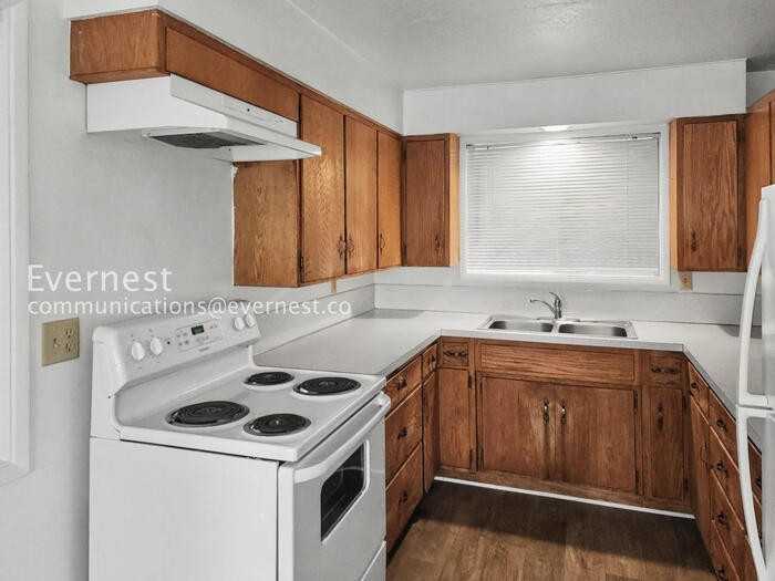 2510 Jefferson St - Photo 4 of 30