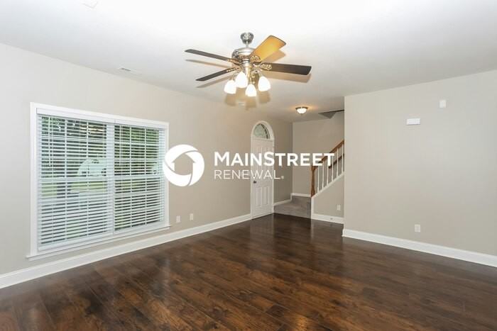 8210 Chatham Oaks Dr - Photo 6 of 16