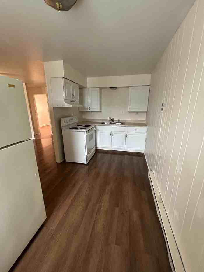 120 W Main St #2 - Photo 2 of 9