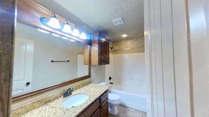 12200 Chesterfield Ln - Photo 7 of 30