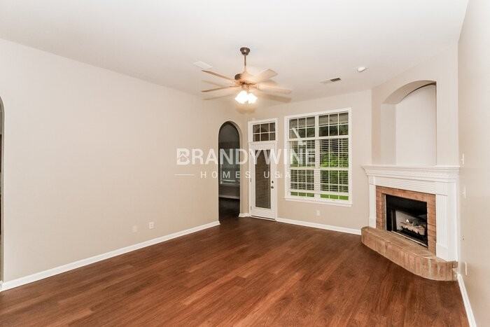 1581 Farkleberry Dr - Photo 3 of 21