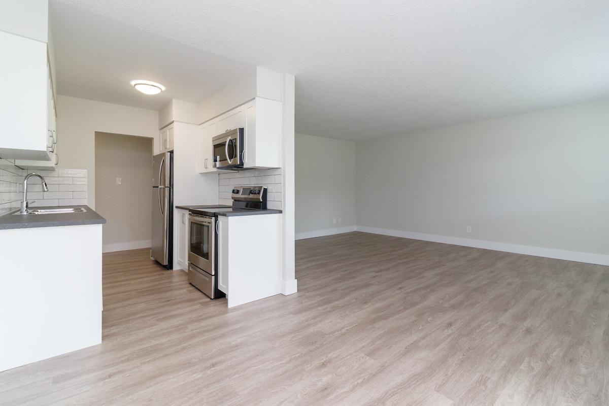 Bowen Estates - Photo 4 of 26