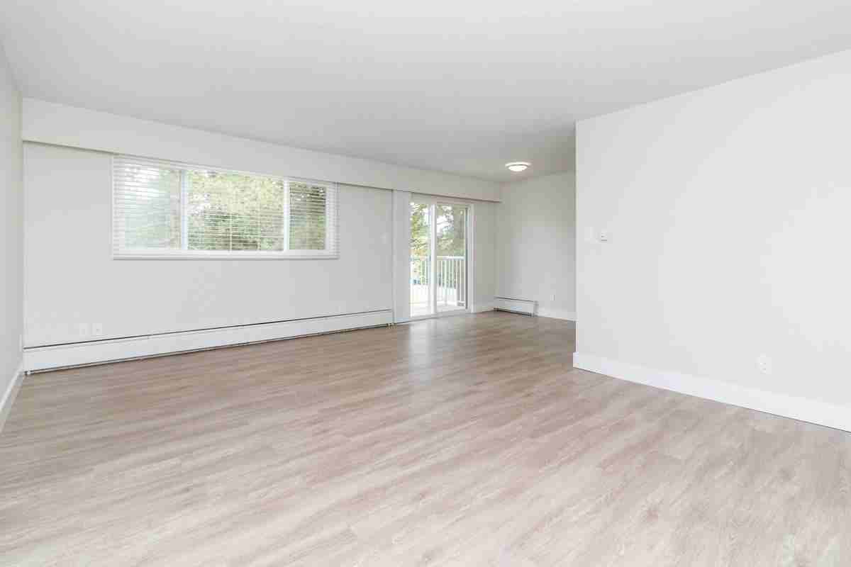 Bowen Estates - Photo 5 of 26