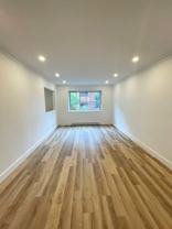 model  - 5820 Souart - Photo 1 of 1