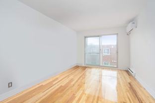 model - 2640 Theodore - Photo 1 of 1