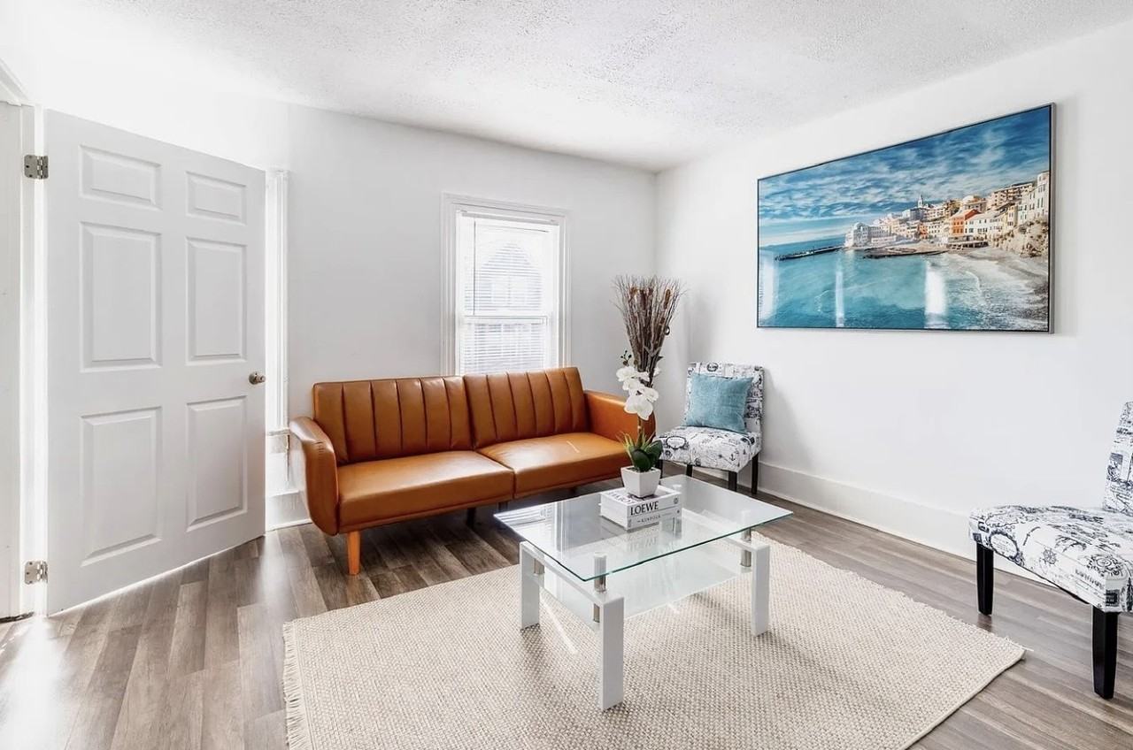 1822 West 57th Street - Photo 4 of 18