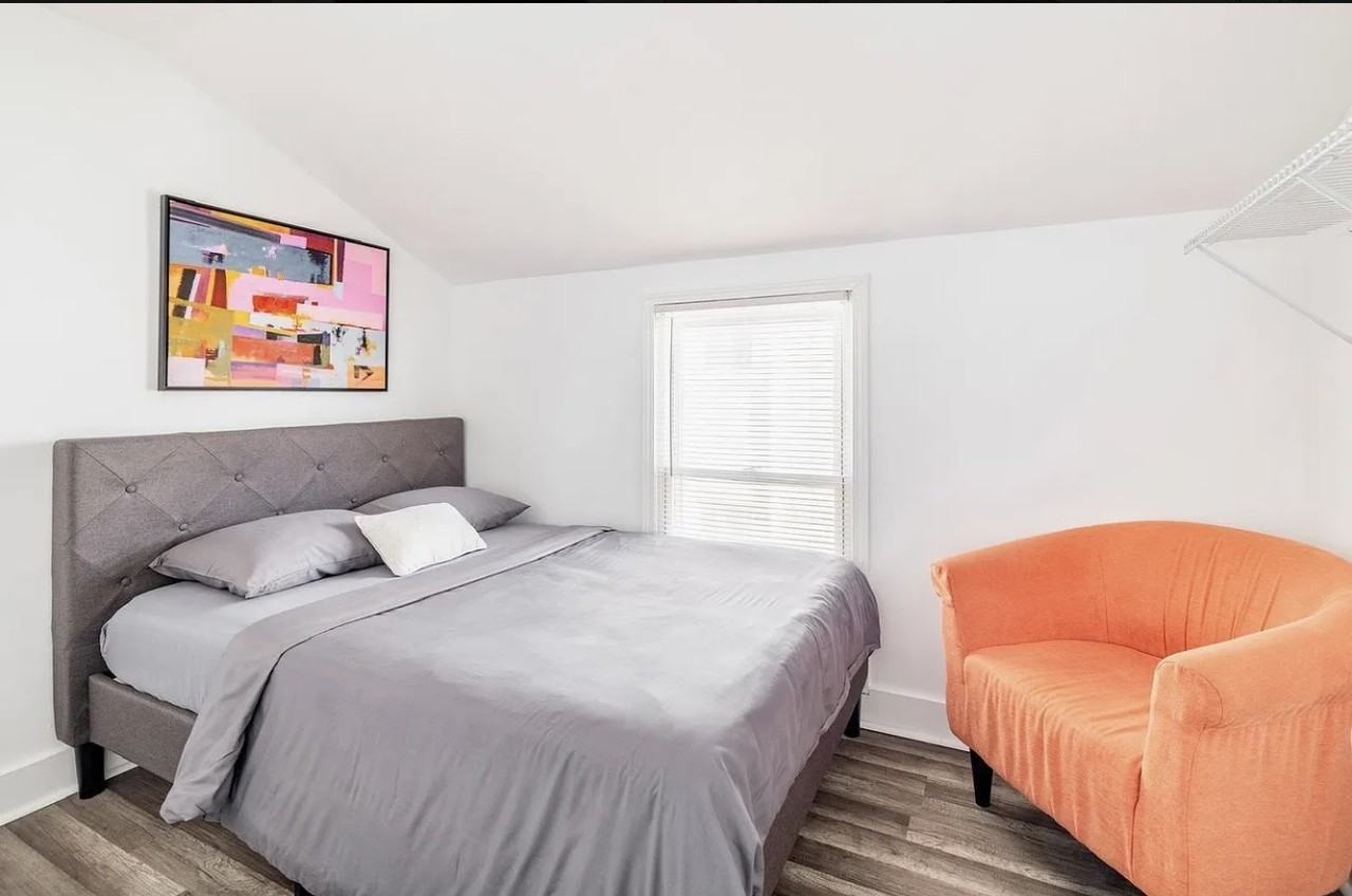 1822 West 57th Street - Photo 6 of 18