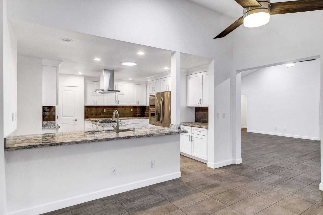 211 Garfield Drive - Photo 7 of 50