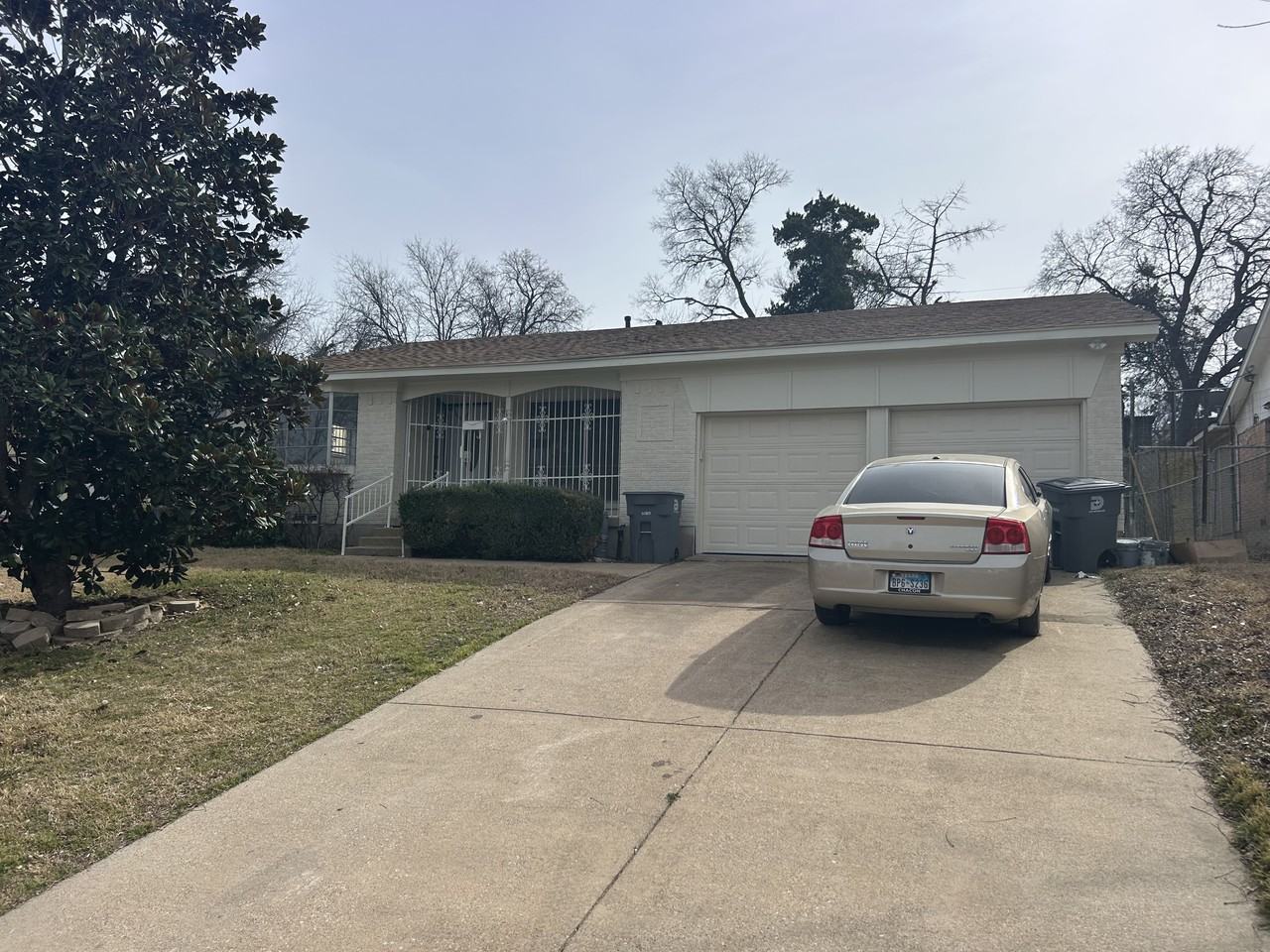 3528 Keyridge Drive1015 Pagewood Court1015 Pagewood Court #1 - Photo 7 of 7