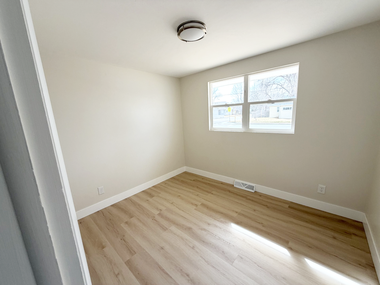 1503 Gay St #1 - Photo 7 of 21