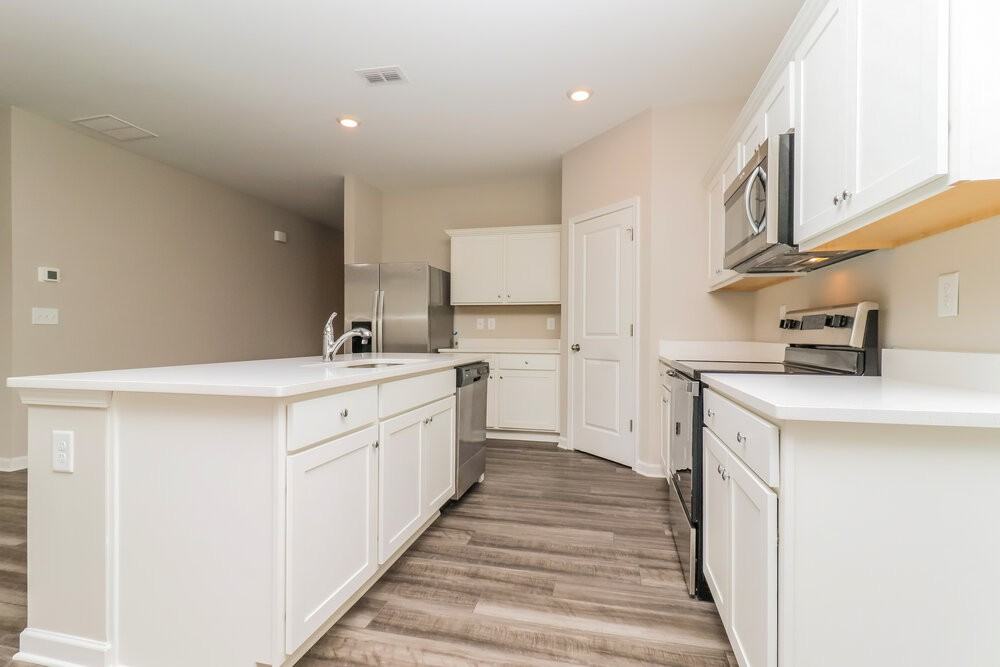 506 Knightsbridge Ln - Photo 6 of 17