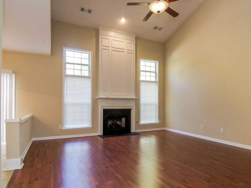 3515 Ridgefair Dr - Photo 3 of 15