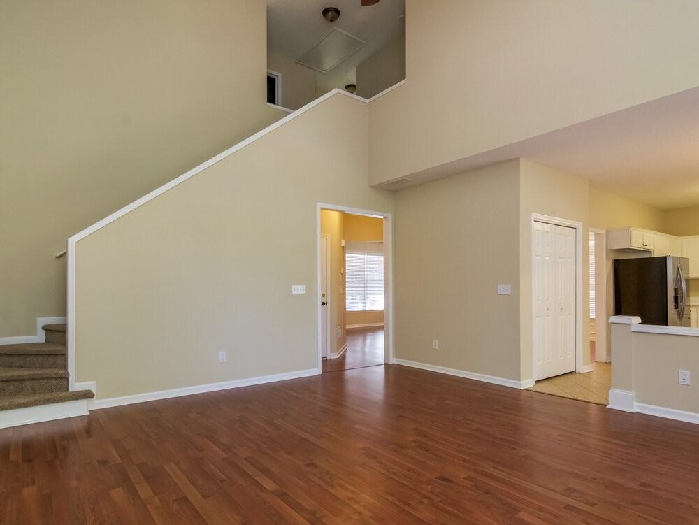 3515 Ridgefair Dr - Photo 4 of 15