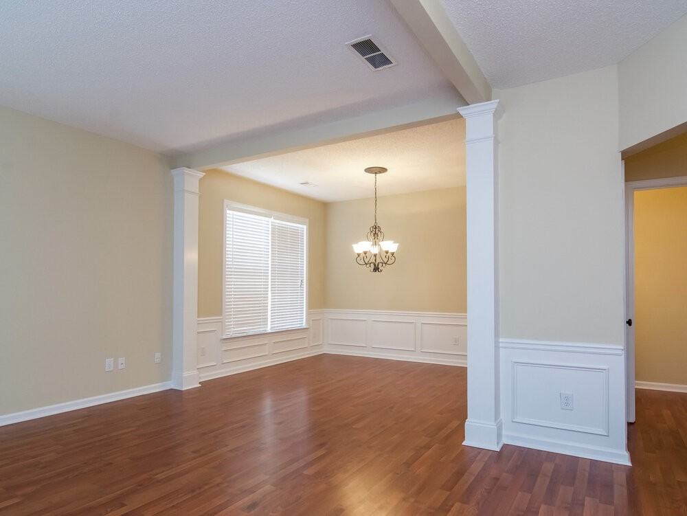 3515 Ridgefair Dr - Photo 5 of 15