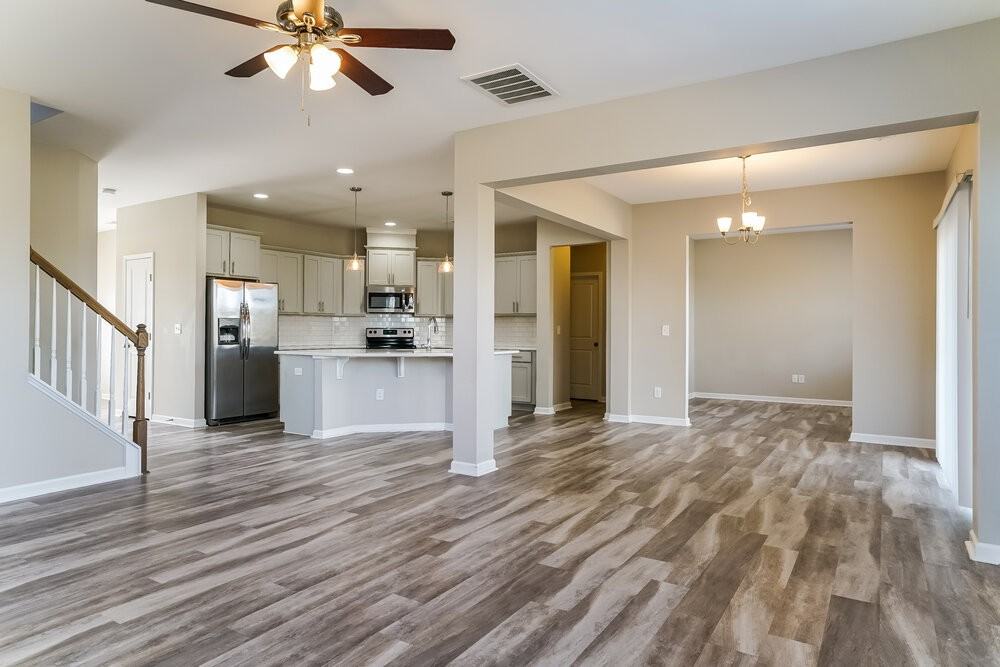 114 N Porcenna Ln - Photo 4 of 17